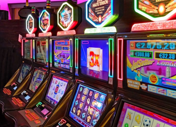 GreatSlotGames 690x500 - The Best Slot Games of 2020